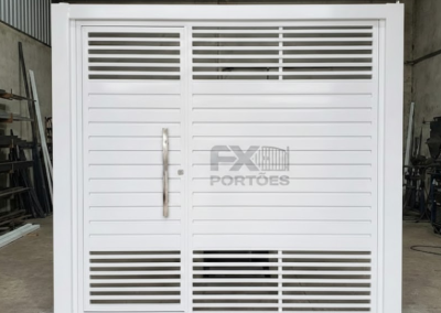 FX08 – Portão Basculante Automático