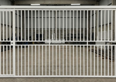 FX10 – Portão Basculante Automático