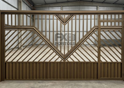 FX106 – Portão Basculante Automático