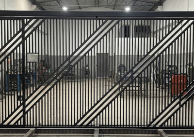 FX21 – Portão Basculante Automático