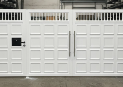 FX45 – Portão Basculante Automático